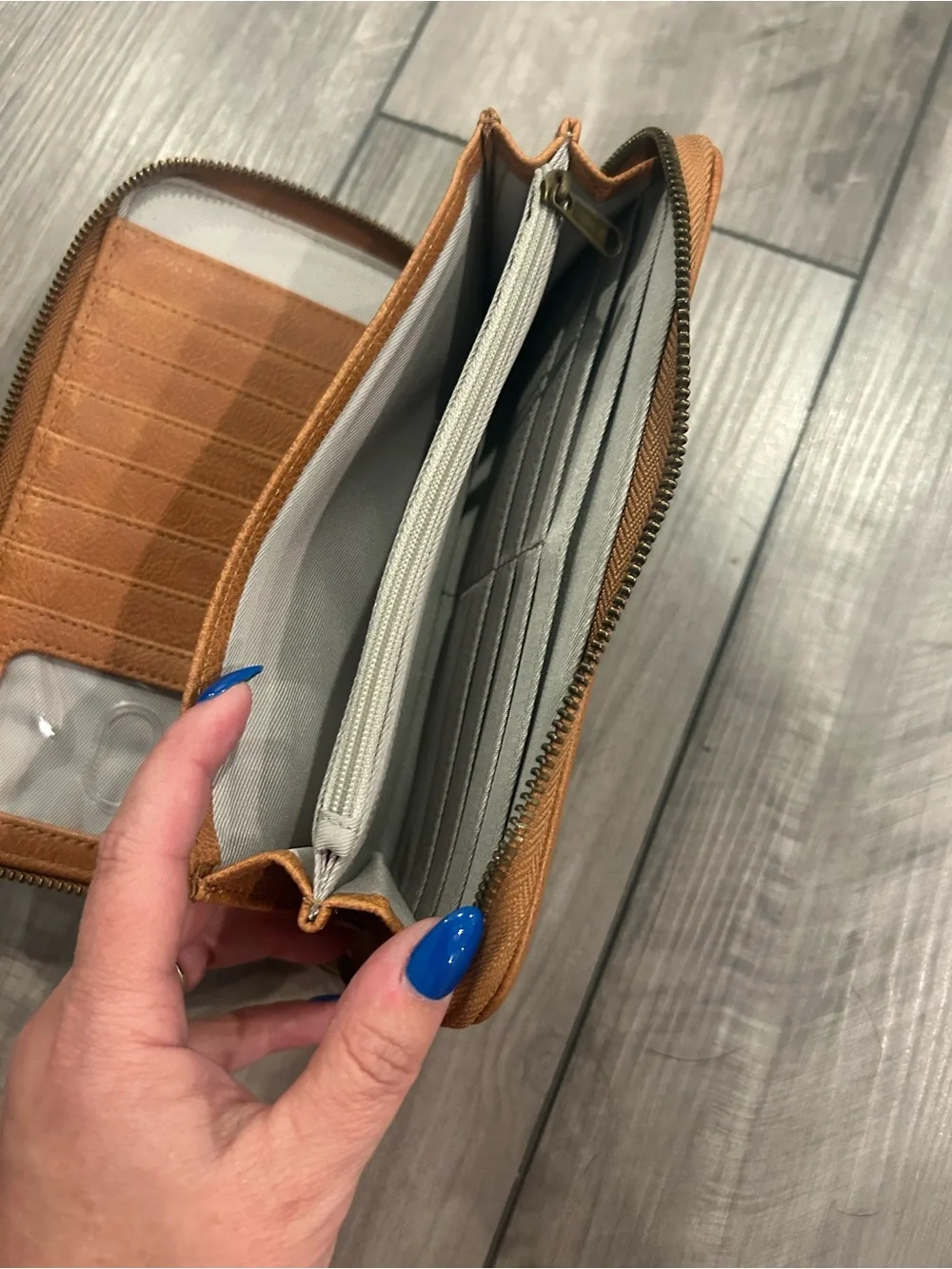 thirty-one sleek tan